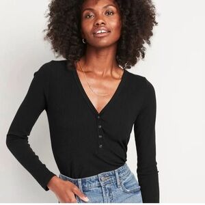 Fitted Long-Sleeve Rib-Knit Henley Top